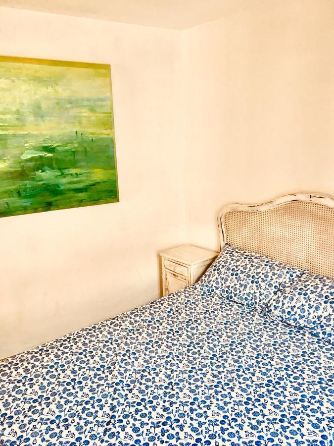Charming Apartments De Gomerez Гранада Экстерьер фото